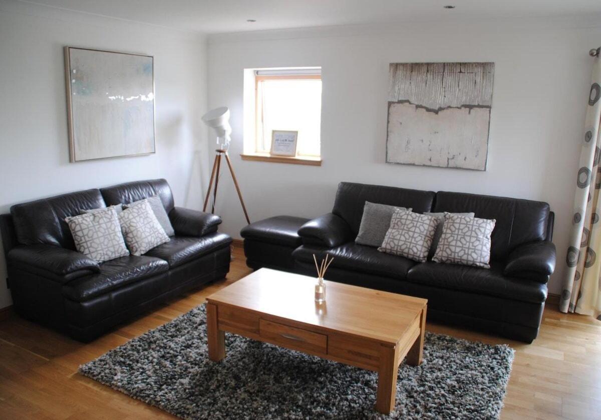 Executive 3 Bed Apartment Aberdeen Exterior photo